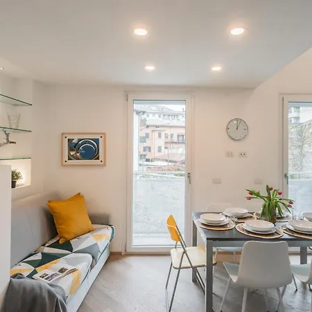 公寓 Casa Dani In Centre With Parking By Rent 科莫