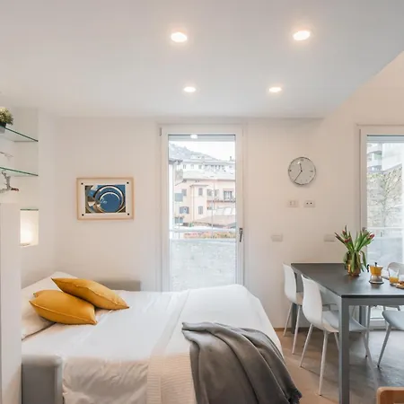 Apartment Borsieri With Parking By Rent *