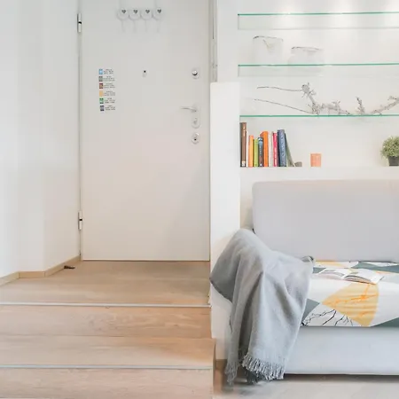 Casa Dani In Centre With Parking By Rent Apartment Como