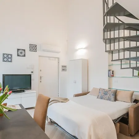 Apartment Borsieri With Parking By Rent