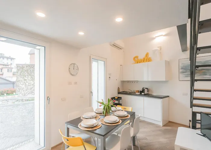 公寓 Casa Dani In Centre With Parking By Rent *