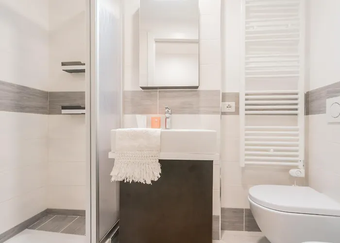 Casa Dani In Centre With Parking By Rent 科莫