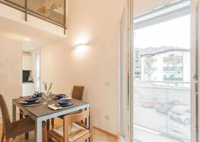 公寓 Casa Dani In Centre With Parking By Rent