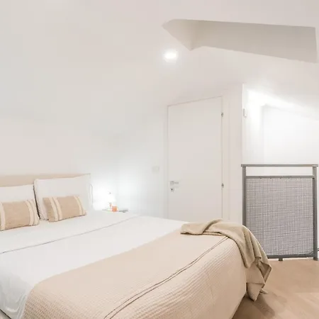 Casa Dani In Centre With Parking By Rent * Como