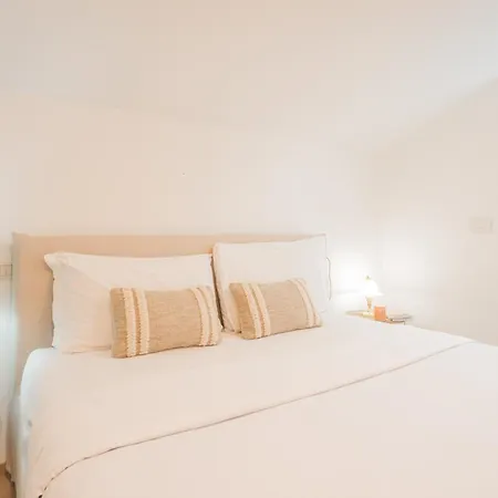 Casa Dani In Centre With Parking By Rent * Como