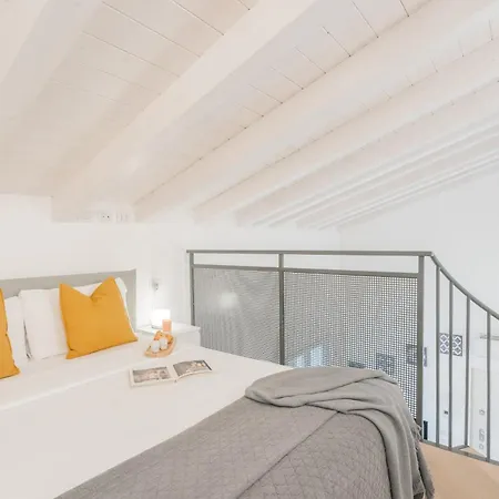 Casa Dani In Centre With Parking By Rent Lejlighed